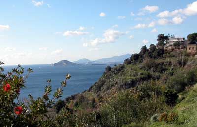 Pozzuoli: Capo Miseno, Procida, Ischia - fotografia: Pier Paolo Guzzo - © copyright 2005