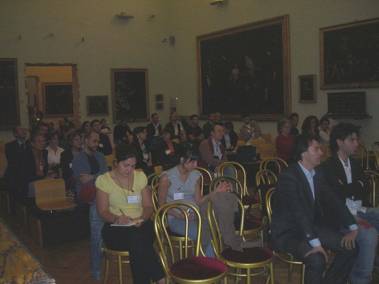 Autori Vittime della Penna - La societ sparente - di Emiliano Morrone e Francesco Saverio Alessio - Presentazione nel Palazzo Senatorio del Campidoglio, sala Pietro da Cortona - Roma, 1 ottobre 2007 - una veduta del pubblico- fotografia: Carmine Talerico -  copyright 2007