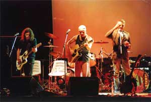 UN CONCERTO PER TE tributo a MARCELLO MASI Castello dell'Imperatore PRATO, 6 giugno 2003  Matteo URRO, Giuseppe OLIVERIO, Francesco POLI (Acquaraggia) fotografia: Alessandra TONI, 2003