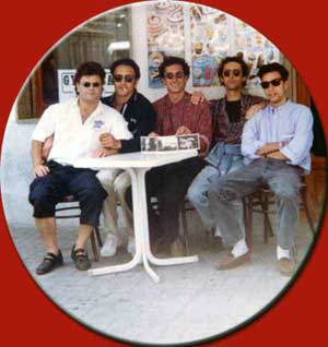 Musica Mediterranea: Jessie James Band: Giuseppe OLIVERIO ( Acquaraggia, rhythm guitar ), Rocco GALLO ( roadie ), Francesco Saverio ALESSIO ( author and voice ),  Marcello MASI ( Strana Officina, lead guitar ), Pasquale MARTINO  ( pubblic relations ) San Giovanni in Fiore, 1989 